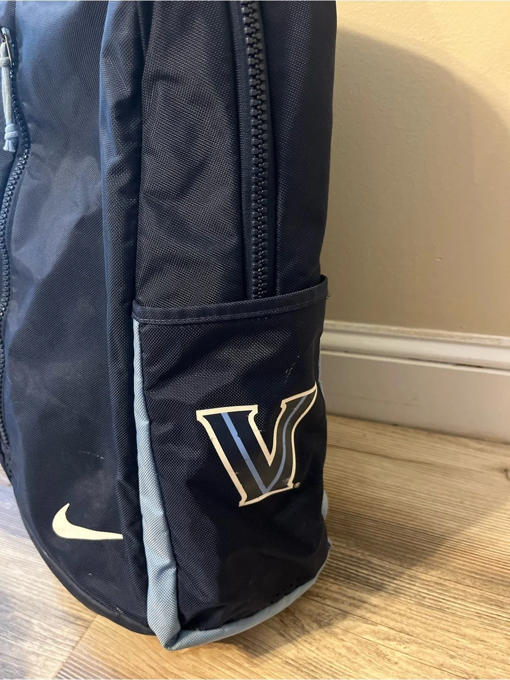 NIKE Villanova backpack / bookbag